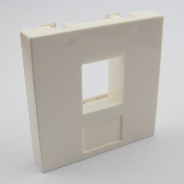 KVM VGA svič CKL-41UA 4 ports USB + 4 cables USB - bandwidth 250MHz, 2048x1536p, with audio & microhpone