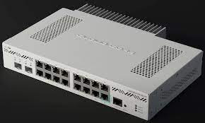 MikroTik CRS309-1G-8S+IN L3 upravljiv svič 8 x 10GbE SFP/SFP+ slotova + 1 x Gigabit 10/100/1000Mbps RJ45 + RS232, CPU 800MHz, 512MB RAM, PoE in, VPN ruter / firewall, temp. -40°C÷70°C, RouterOS L5 / SwitchOS (dual boot)