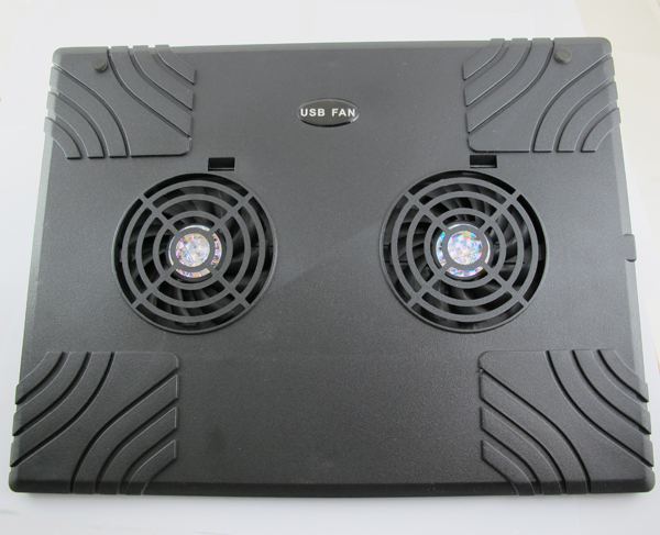 Postolje za hlađenje laptopa, plastično, 2 ventilatora, dimenzije 300x230x13.8mm