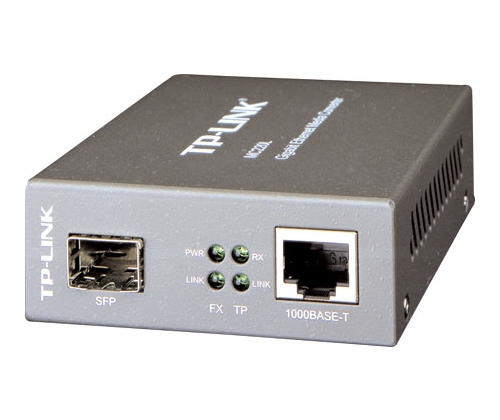 TP-Link MC220L Gigabit SFP (1000BASE-SX/LX) na 10/100/1000Mbps Ethernet fiber konverter sa 1 SFP slotom (SFP modul se kupuje posebno)
